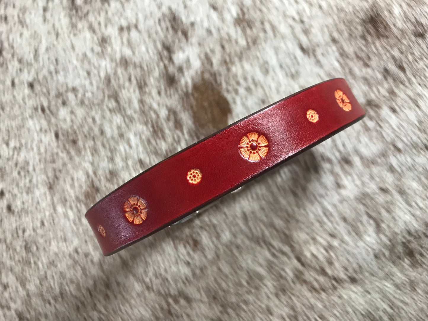 Hand carved flower pattern leather collar - small to medium dogs